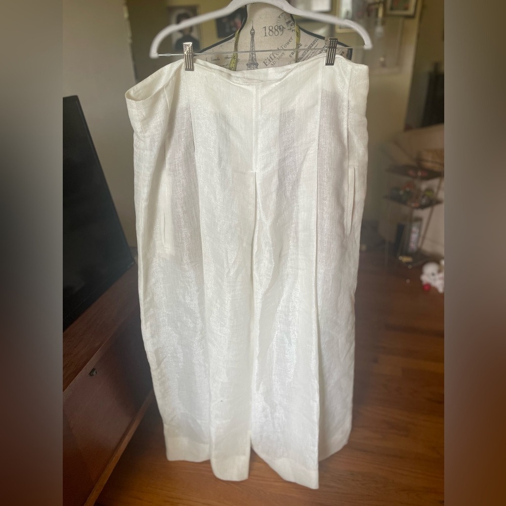 Tracy Reese Linen Blend Wide Leg Slacks with Elegant Shimmer.